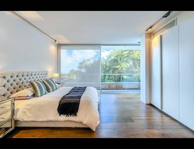 6 BEDROOM HOUSE FOR SALE IN CAMPS BAY